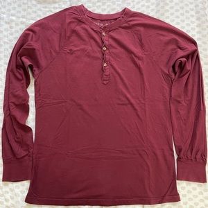Pistol Lake cotton henley in burgundy